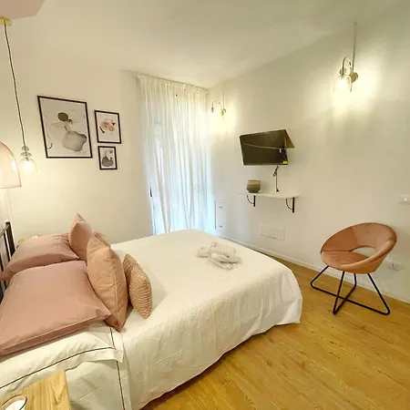 Apartamento Behappys Charming Balcony-near The Centre&rizzoli