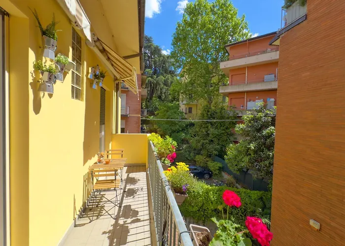 Behappy 3 Ensuite Bedrooms Near Rizzoli Bologna