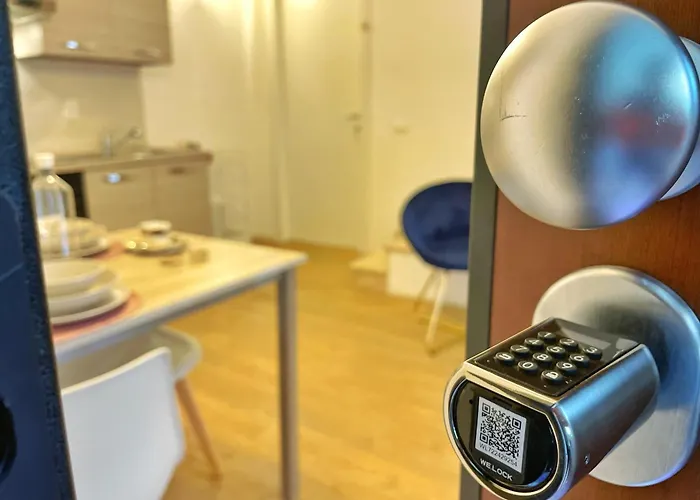 Behappy 3 Ensuite Bedrooms Near Rizzoli *